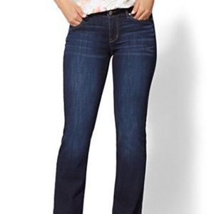 Angles Women's Blue Dark Wash Mid Rise Casual Curvy Bootcut Jeans Size 14
